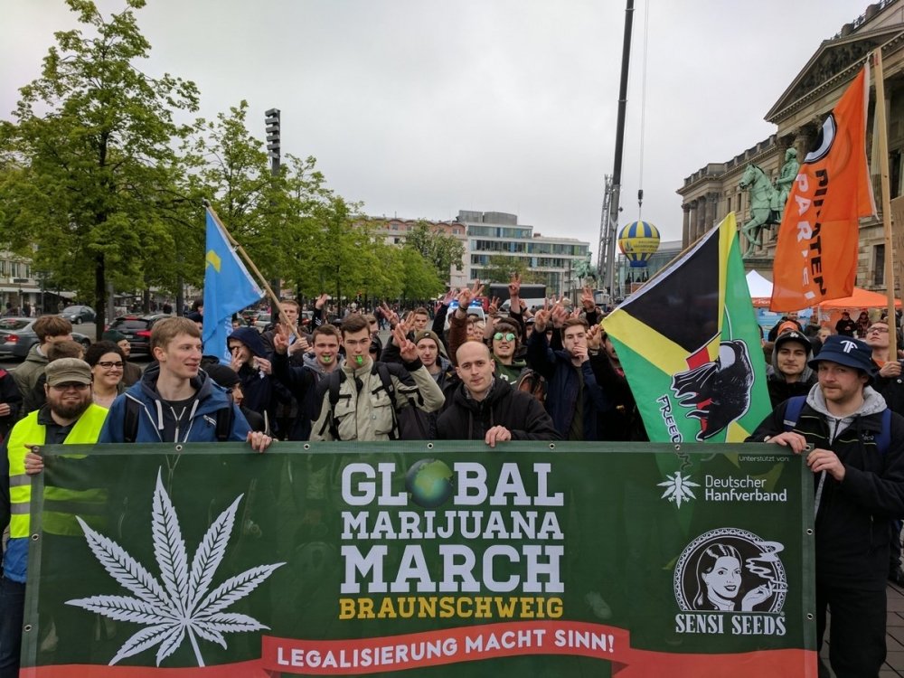germany marijuana march17.jpg