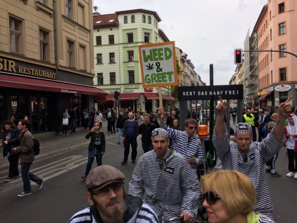 germany marijuana march7.jpg