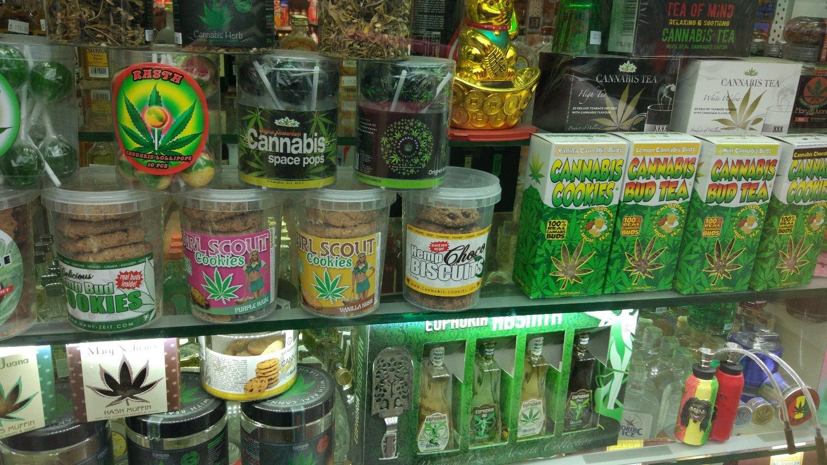 Продукты с марихуаной в праге как вылечить курящего коноплю
