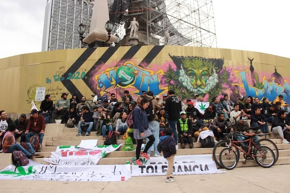 cannabis-meeting-mexico.jpeg