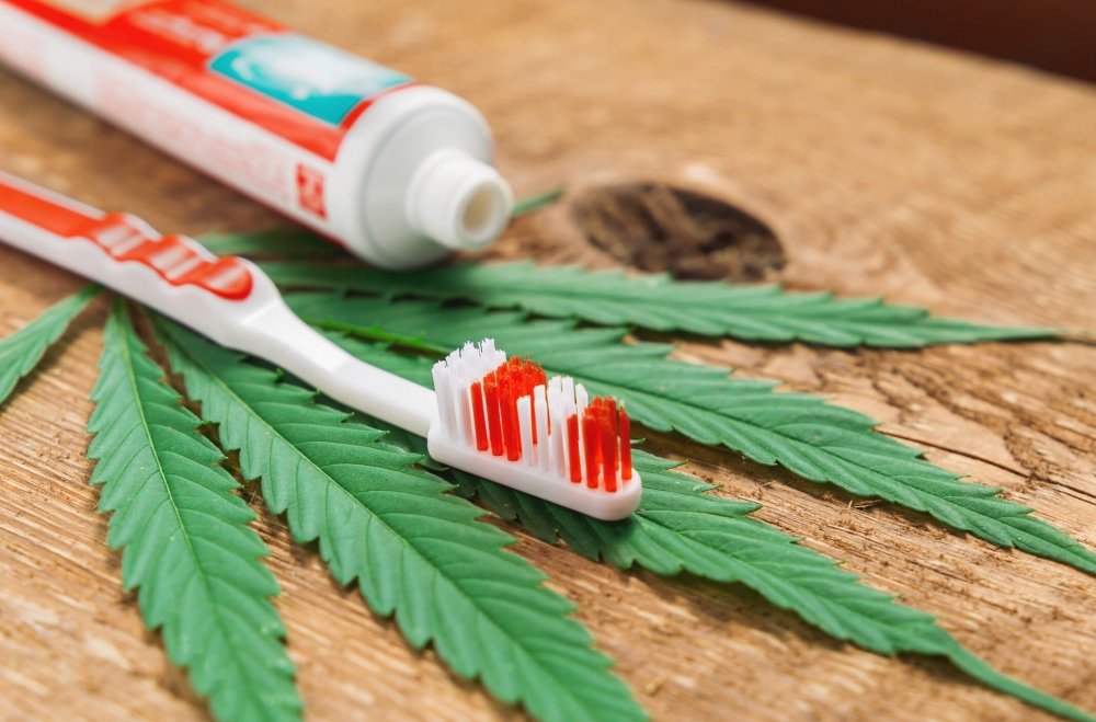 cannabis-oral-care(1).jpg