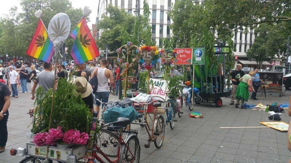 hanfmeile-hanfparade(1).jpg