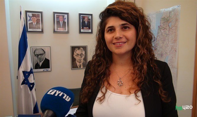 sharren-haskel (1) (1).jpg