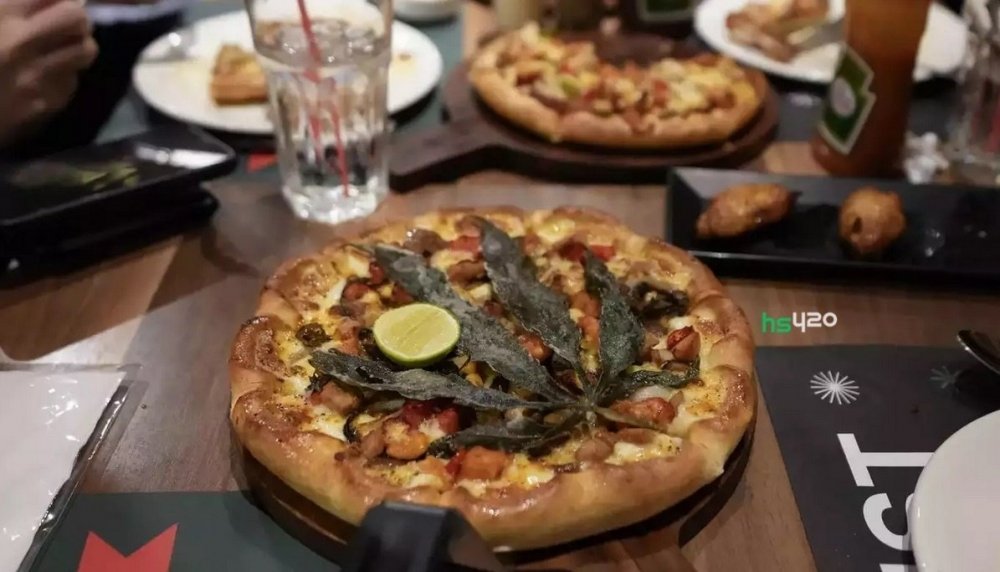 crazy-happy-pizza (1).jpg