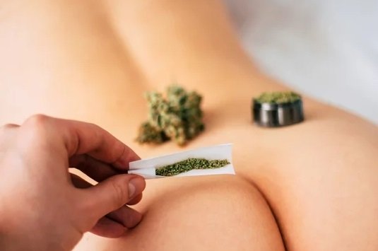 cannabis-sex.jpg