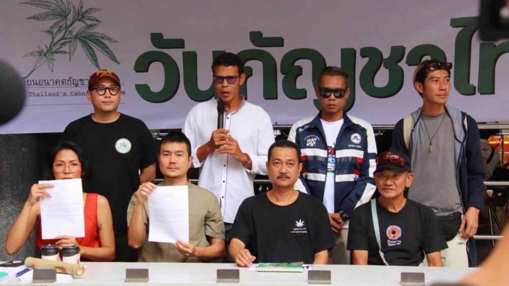 thai-cannabis-activists.jpg