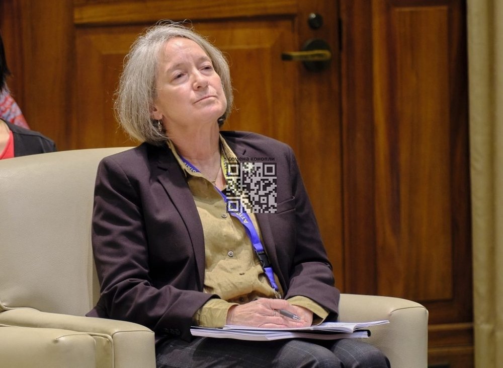 anne-lopez.jpg