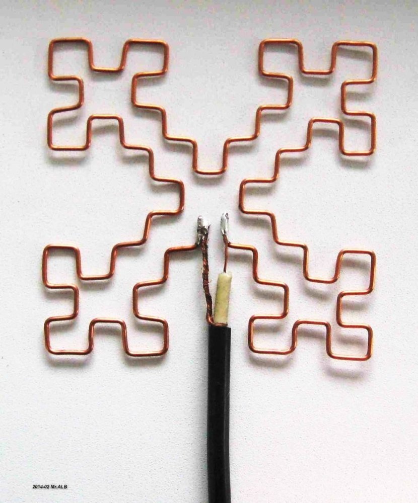 fractal_antenna_03.thumb.jpg.ba7762a0d635ec536b6aece4d6152168.jpg