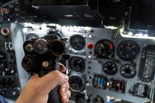 helm-of-a-military-helicopter-in-the-pilot-s-hand-fighter-pilot-inside-the-attack-aircraft_431724-4733.jpg.11b62483530875c039e2ed5bb6803685.jpg