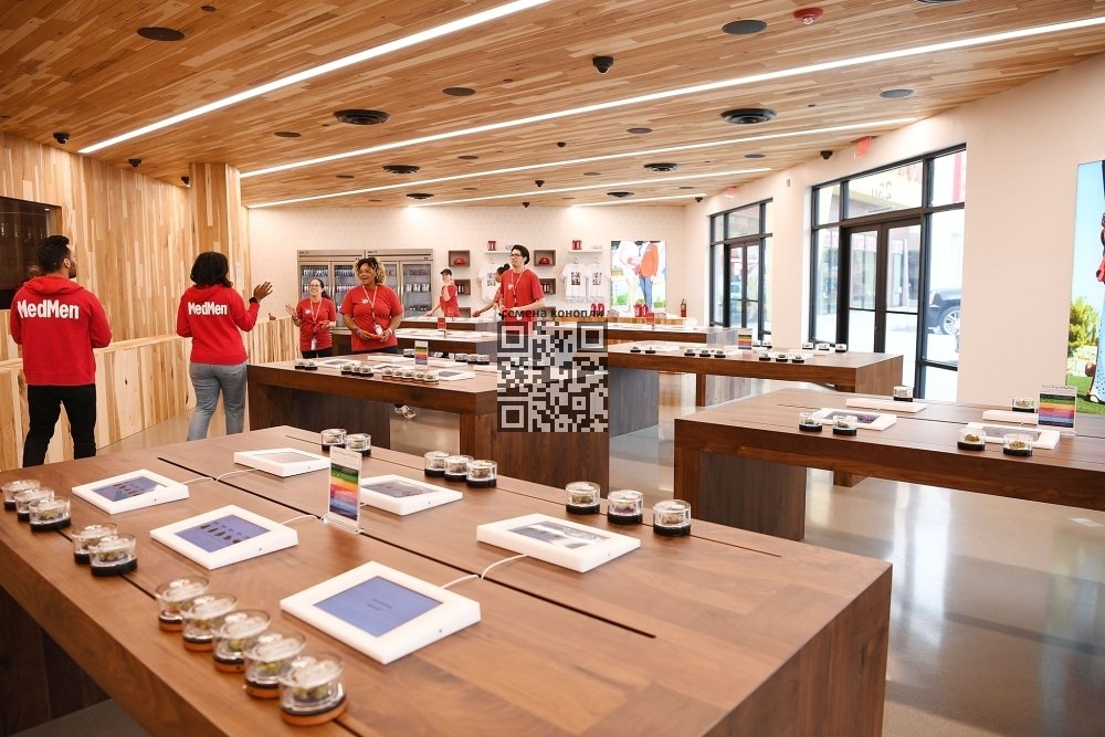 medmen-cannabis-store.jpg
