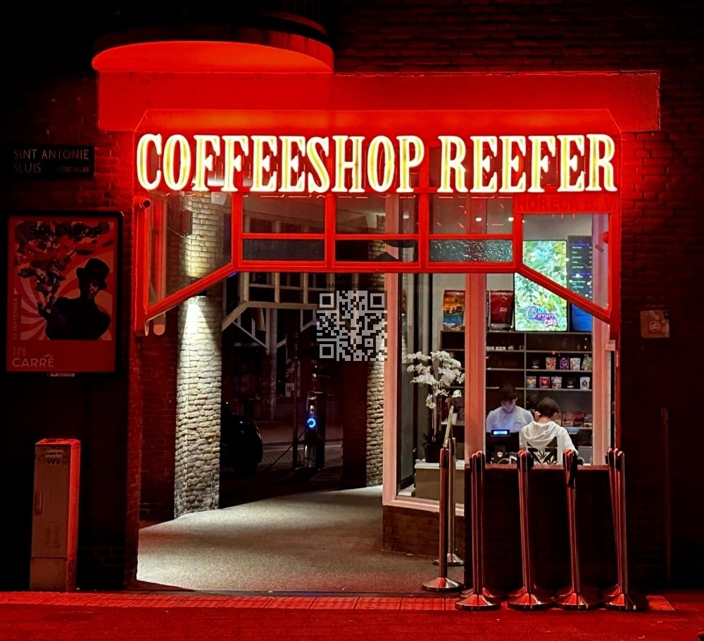 netherlands-coffeeshop.jpg