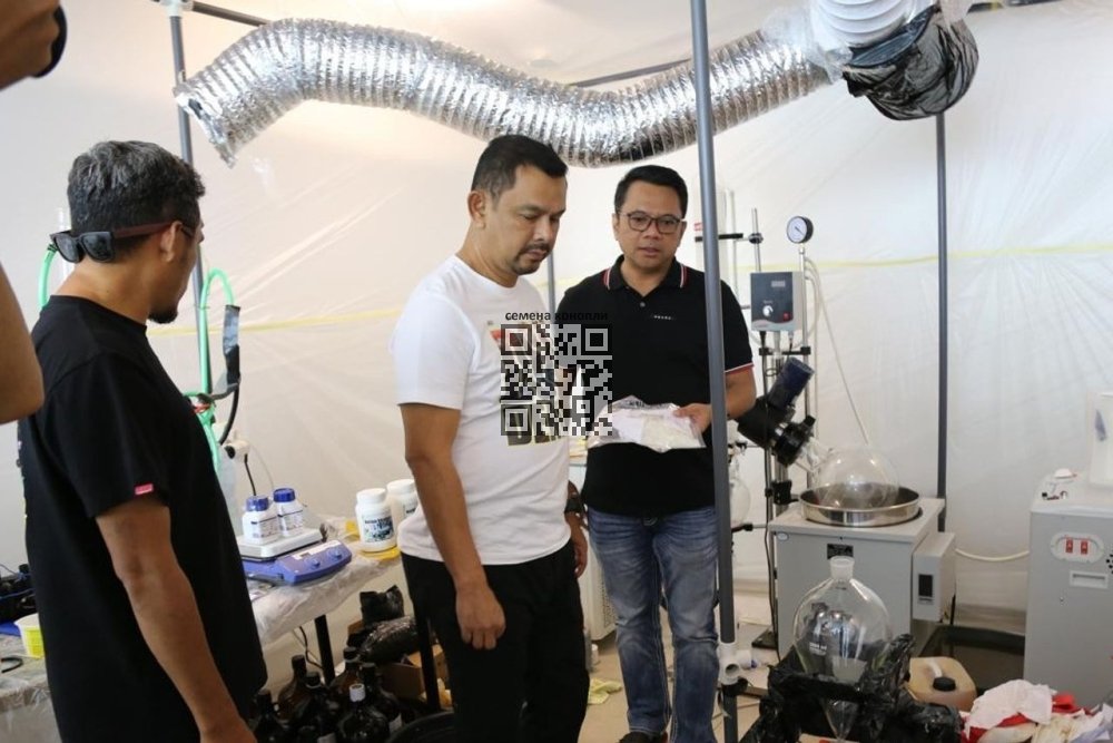 mephedrone-lab-bali.jpg