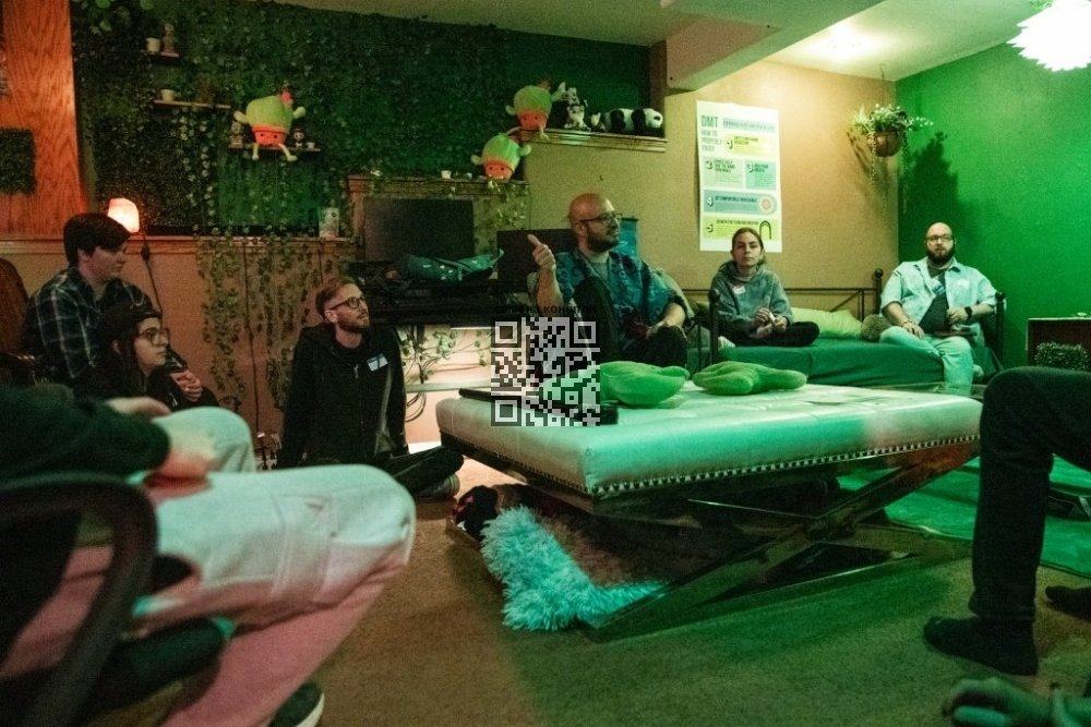 dezaval-with-guests.jpg