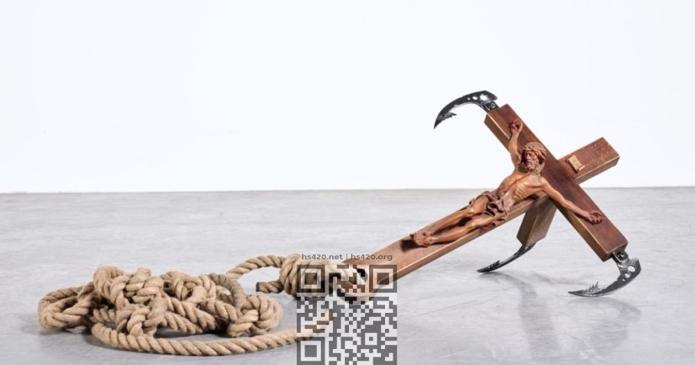 banksy-large-crucifix.jpeg
