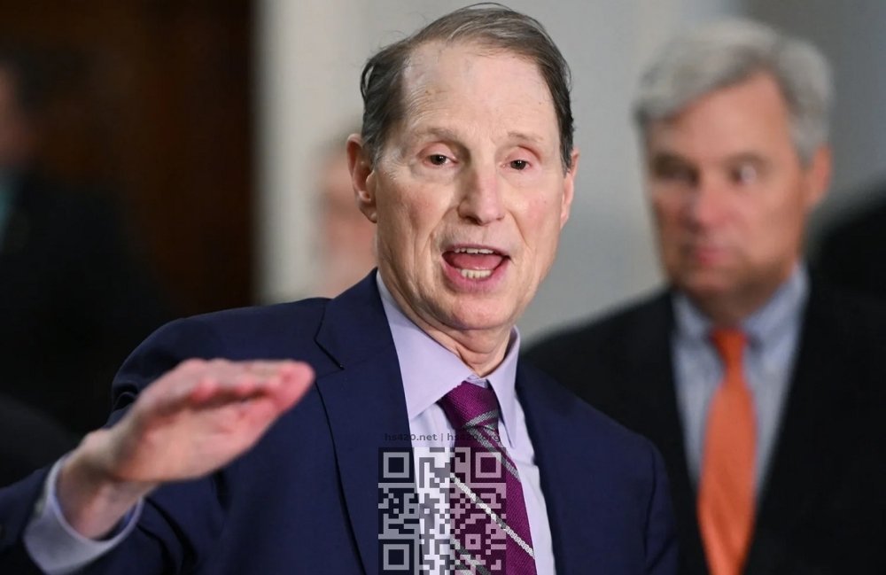 ron-wyden.jpg