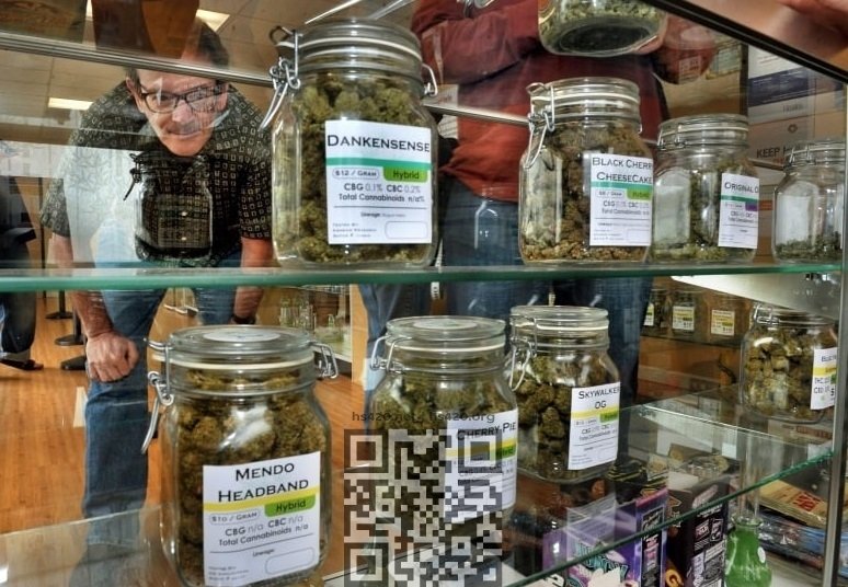 canada-cannabis-dispensary.jpg