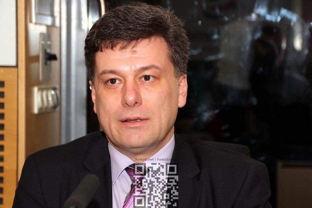 pavel-blazek.jpeg