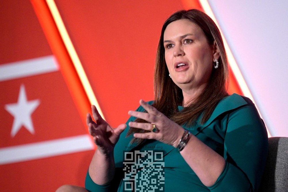 sarah-sanders.jpg