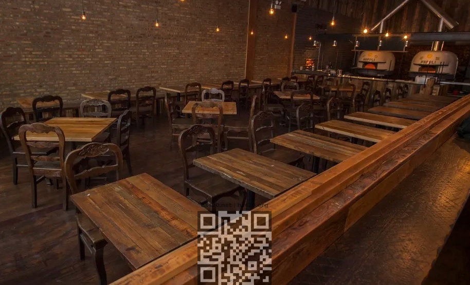 pizza-parlor-paulie-gees.jpg