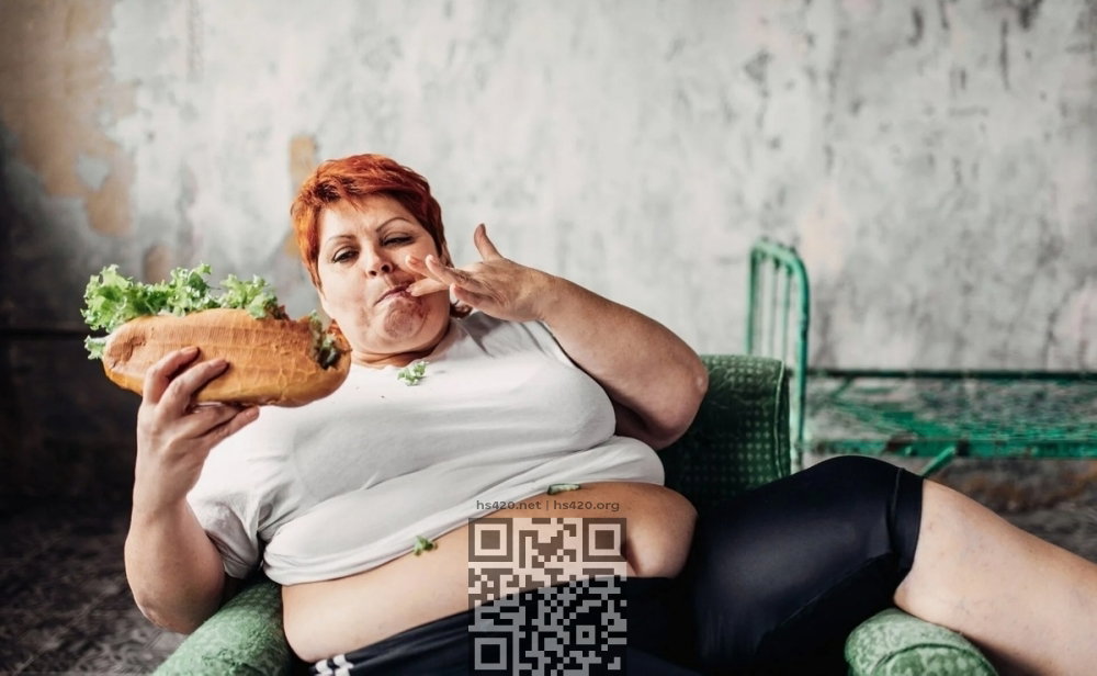 fat-woman-overeating.jpg