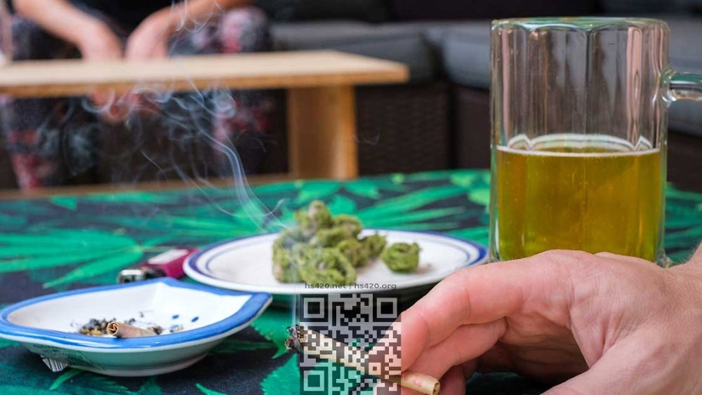cannabis-alcohol-use.jpg