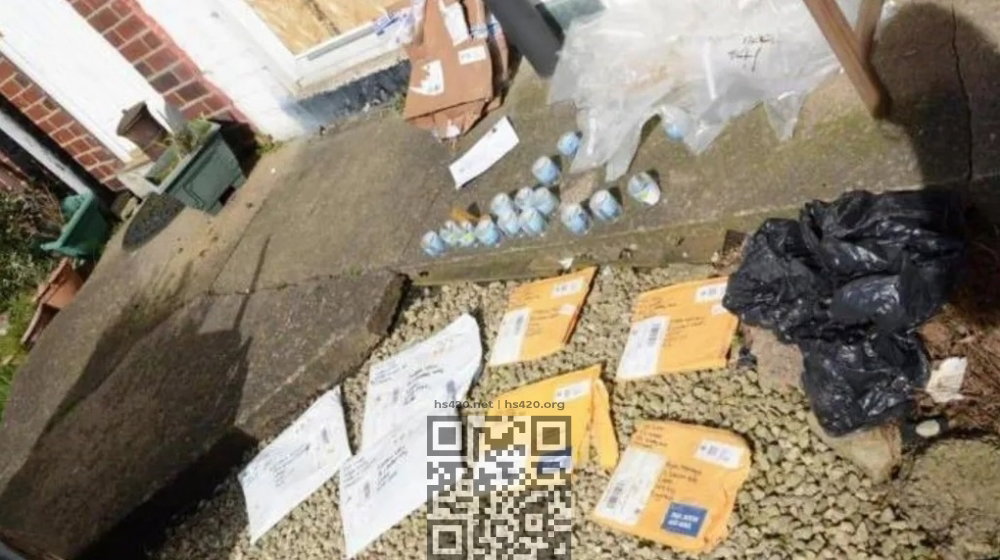 parcels-with-cannabis.jpg