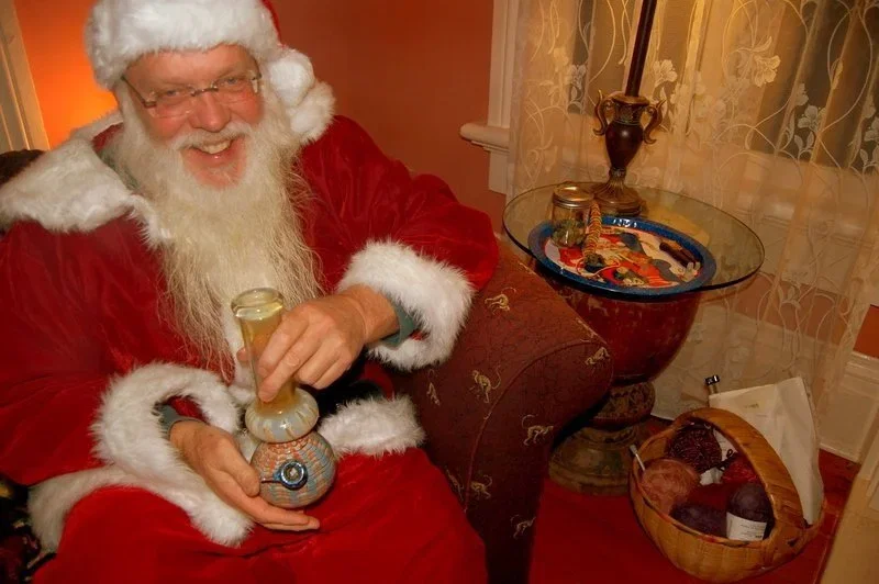 Santa_SLetts281729.webp.8a8d910786b91bffe66363b909e2401d.webp