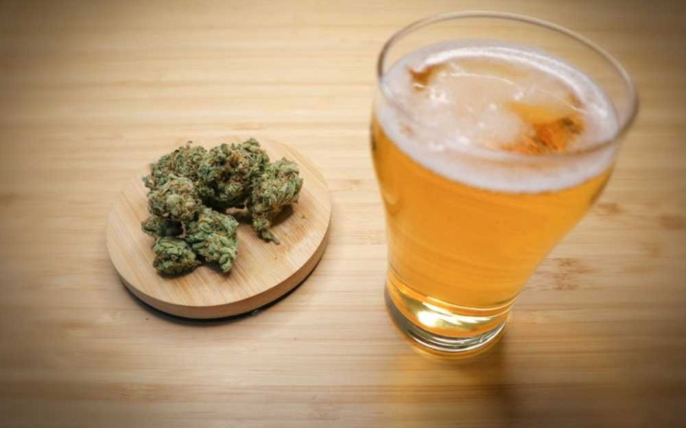 cannabis-beer-mix.jpg
