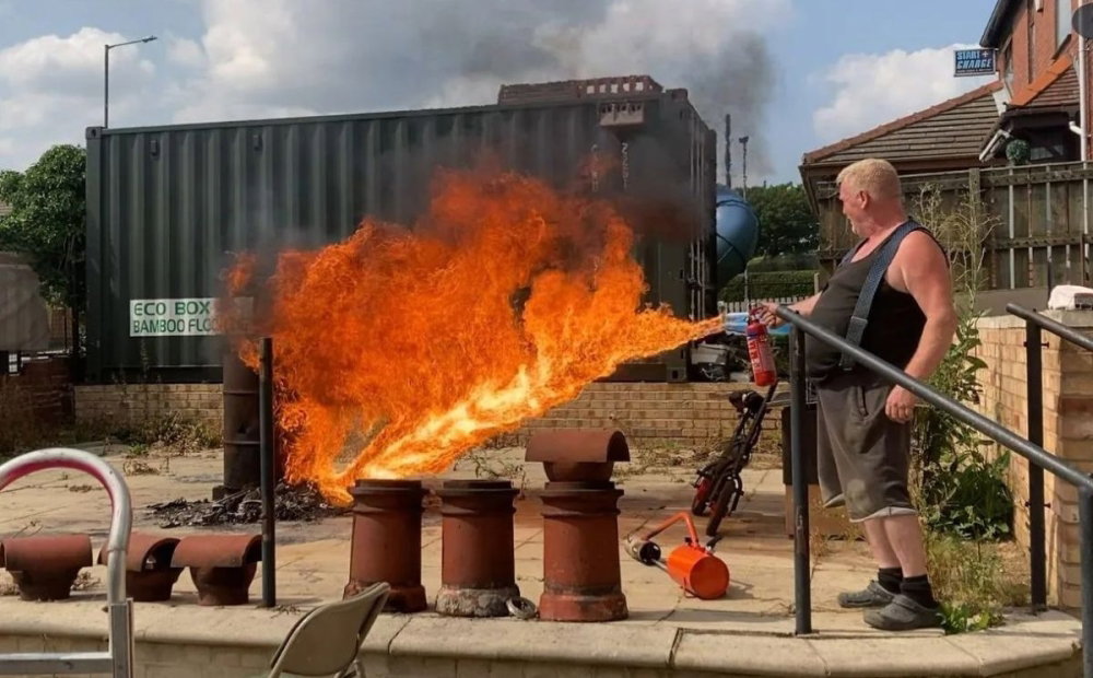 ian-fire-launcher.jpg