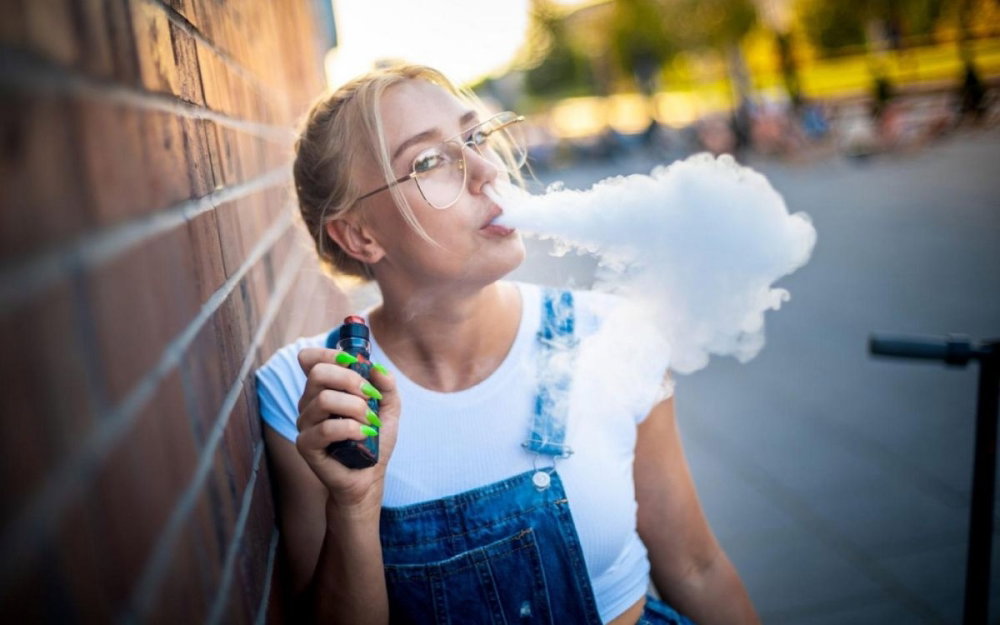 gen-z-vaping.jpg