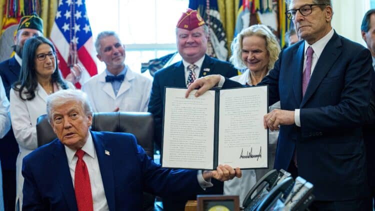 trump-medical-marijuana-rescheduling-historic-questions-remain-750x422.jpg