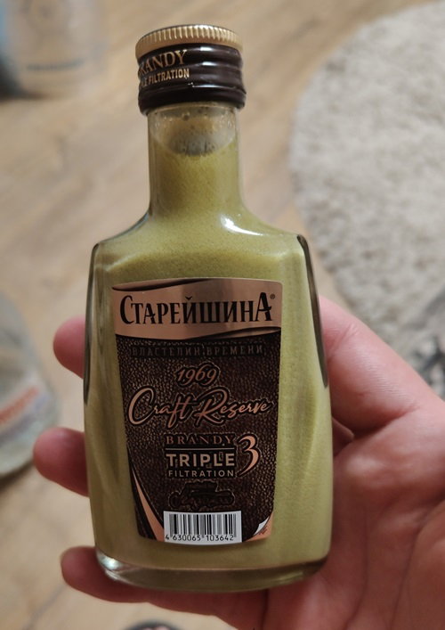 759111364_.jpg.76f3e35086094d8cc10dbb5a31bace3a.jpg